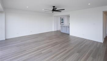 Marina Towers condo # 708, Honolulu, Hawaii - photo 5 of 24