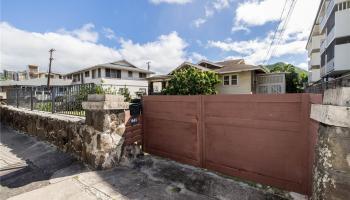 1645  Nuuanu Ave Nuuanu-lower, Honolulu home - photo 2 of 25