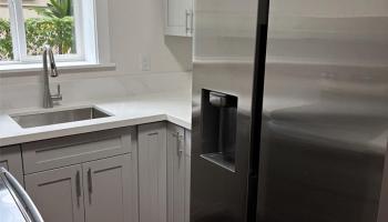 1645-A Kamehameha IV Road Honolulu - Rental - photo 2 of 11