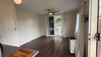 1649 10th Ave Honolulu - Rental - photo 3 of 20