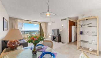 Yacht Harbor Towers condo # 1709, Honolulu, Hawaii - photo 6 of 25