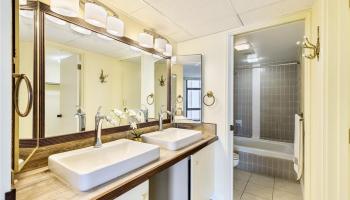 Yacht Harbor Towers condo # 2411, Honolulu, Hawaii - photo 6 of 24