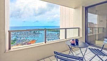 Yacht Harbor Towers condo # 2611, Honolulu, Hawaii - photo 4 of 25