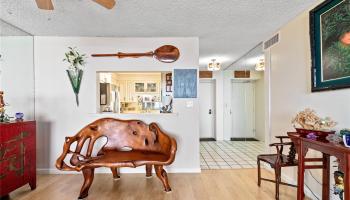 Yacht Harbor Towers condo # 3107, Honolulu, Hawaii - photo 4 of 20