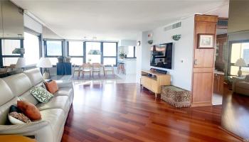 Yacht Harbor Towers condo # 3801, Honolulu, Hawaii - photo 4 of 25