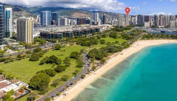 Yacht Harbor Towers condo # 4005, Honolulu, Hawaii - photo 4 of 25