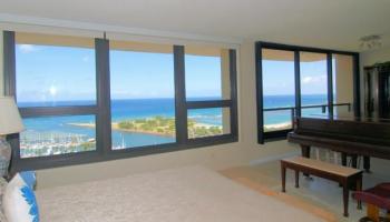 Yacht Harbor Towers condo # 3601, Honolulu, Hawaii - photo 3 of 18 Yacht Harbor Towers condo # 3601, Honolulu, Hawaii - photo 3 of 18