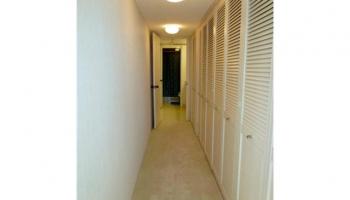 Yacht Harbor Towers condo # 707, Honolulu, Hawaii - photo 5 of 8