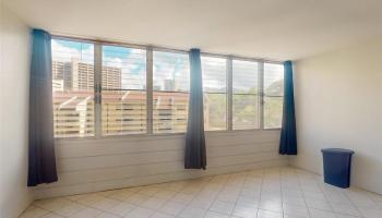 Holiday Manor condo # 314, Honolulu, Hawaii - photo 2 of 6