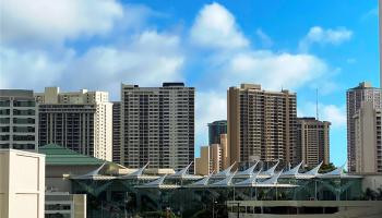 Holiday Manor condo # 601, Honolulu, Hawaii - photo 1 of 1