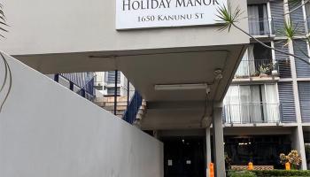 Holiday Manor condo # 712, Honolulu, Hawaii - photo 2 of 21