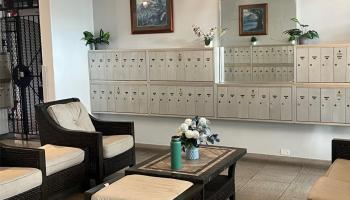 Holiday Manor condo # 712, Honolulu, Hawaii - photo 4 of 21