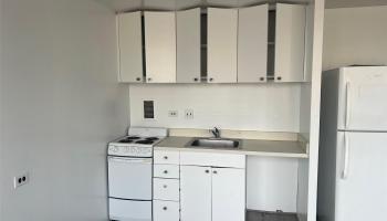 Holiday Manor condo # 712, Honolulu, Hawaii - photo 5 of 21