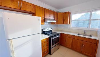 1652  Hauiki Street Kalihi-lower, Honolulu home - photo 6 of 10