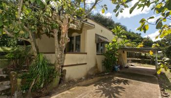 1654  Mahani Loop Kalihi Valley, Honolulu home - photo 2 of 20