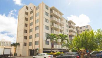 Holiday Terrace condo # 505, Honolulu, Hawaii - photo 1 of 10