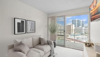 Kapiolani Manor condo # 1502, Honolulu, Hawaii - photo 4 of 24