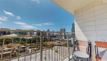 Kapiolani Manor condo # 1610, Honolulu, Hawaii - photo 5 of 20