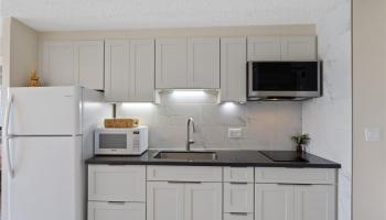 Kapiolani Manor condo # 1904, Honolulu, Hawaii - photo 2 of 20