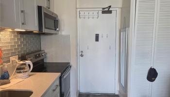 Kapiolani Manor condo # 2204, Honolulu, Hawaii - photo 3 of 8