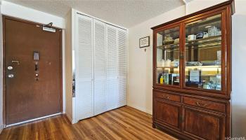 Kapiolani Manor condo # 705, Honolulu, Hawaii - photo 6 of 20