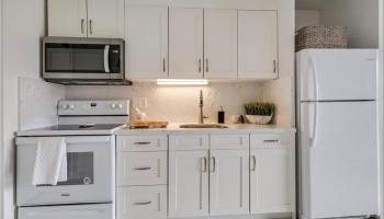 Kapiolani Manor condo # 812, Honolulu, Hawaii - photo 5 of 25