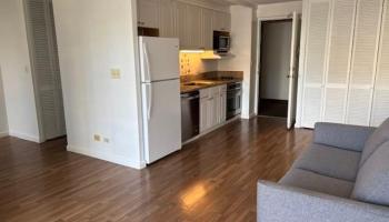 Kapiolani Manor condo # 909, Honolulu, Hawaii - photo 4 of 9