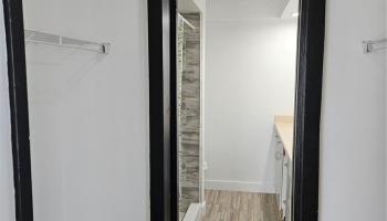 Kapiolani Manor condo # 915, Honolulu, Hawaii - photo 4 of 15