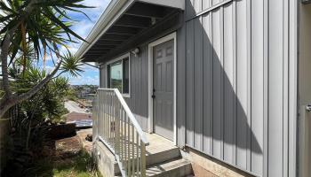 1661  Hakuaina Place Moanalua Gardens, Honolulu home - photo 4 of 25