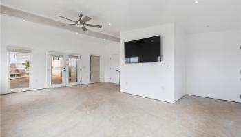 1661  Hakuaina Place Moanalua Gardens, Honolulu home - photo 6 of 25