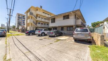 1671 Citron Street Honolulu - Multi-family - photo 2 of 25