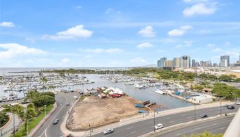 Harbor View Plaza condo # 1107, Honolulu, Hawaii - photo 4 of 22