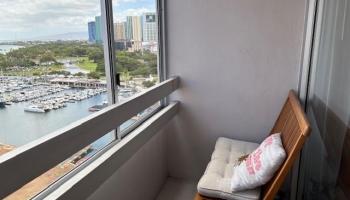 Harbor View Plaza condo # 1307, Honolulu, Hawaii - photo 6 of 7