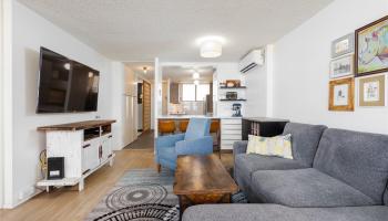 Harbor View Plaza condo # 205, Honolulu, Hawaii - photo 3 of 24