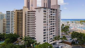 Harbor View Plaza condo # 402, Honolulu, Hawaii - photo 1 of 9