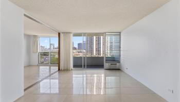 Harbor View Plaza condo # 710, Honolulu, Hawaii - photo 4 of 25