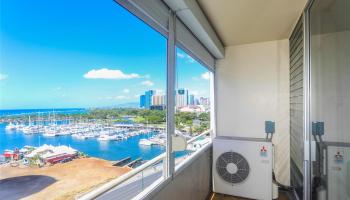 Harbor View Plaza condo # 906, Honolulu, Hawaii - photo 2 of 25