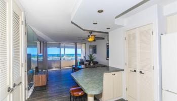 Harbor View Plaza condo # 906, Honolulu, Hawaii - photo 3 of 25