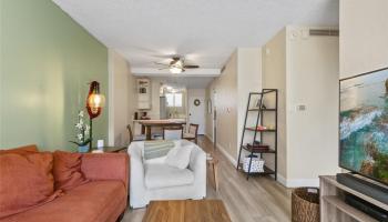 Ala Wai Terrace condo # 251, Honolulu, Hawaii - photo 3 of 25