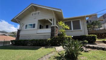 1691 Kamamalu Ave Honolulu - Rental - photo 1 of 23