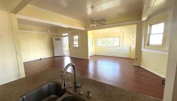 1691 Kamamalu Ave Honolulu - Rental - photo 4 of 23