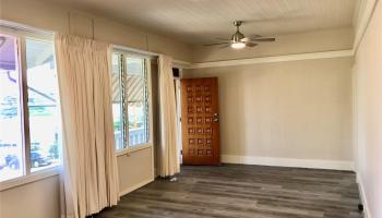 1695 Kamamalu Ave Honolulu - Rental - photo 5 of 16