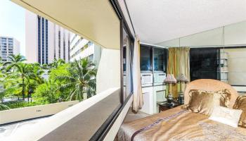 Waikiki Marina Condominium condo # 603, Honolulu, Hawaii - photo 4 of 10