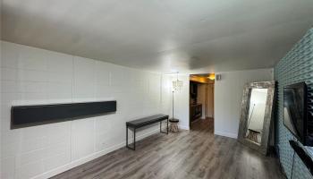 Oahuan Ltd condo # 104, Honolulu, Hawaii - photo 4 of 23