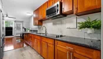 Oahuan Ltd condo # 106, Honolulu, Hawaii - photo 1 of 1