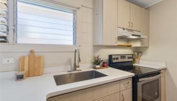 Anapuni Terrace condo # 9, Honolulu, Hawaii - photo 3 of 25