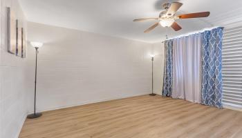 Punahou Hale/Oahuan Tower L condo # 301, Honolulu, Hawaii - photo 4 of 25