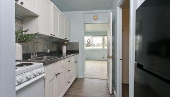 Punahou Hale/Oahuan Tower L condo # 307, Honolulu, Hawaii - photo 4 of 13