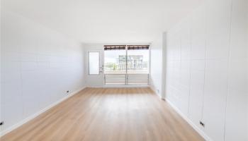 Punahou Hale/Oahuan Tower L condo # 605, Honolulu, Hawaii - photo 6 of 23