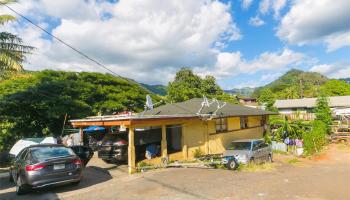 1714 Laumaile Street Kalihi-upper, Honolulu home - photo 1 of 25 1714 Laumaile Street Kalihi-upper, Honolulu home - photo 1 of 25